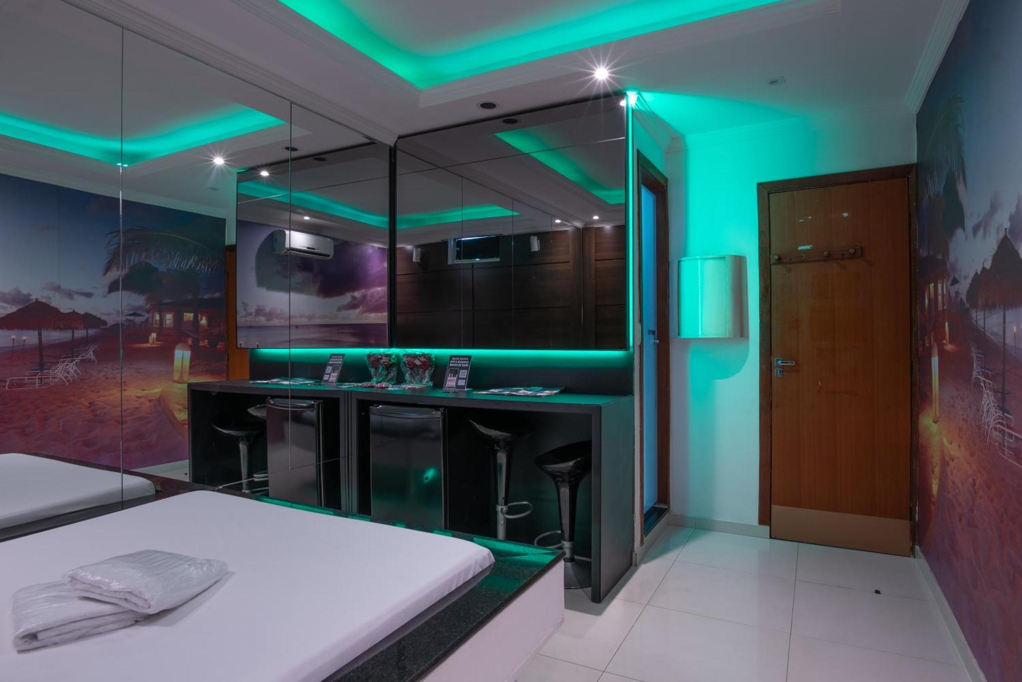 Motel Fantasy 2 (Adults Only) Contagem Exterior foto